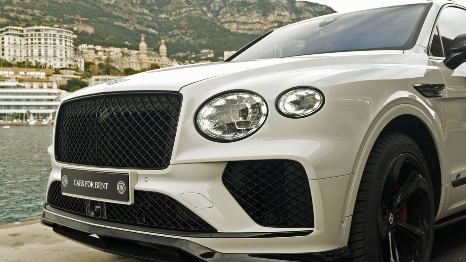 Bentley Bentayga — photo 3